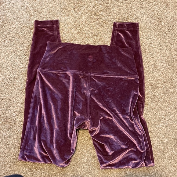 Lululemon Wunder Under Velvet Lounge Special Edition - Picture 7 of 9